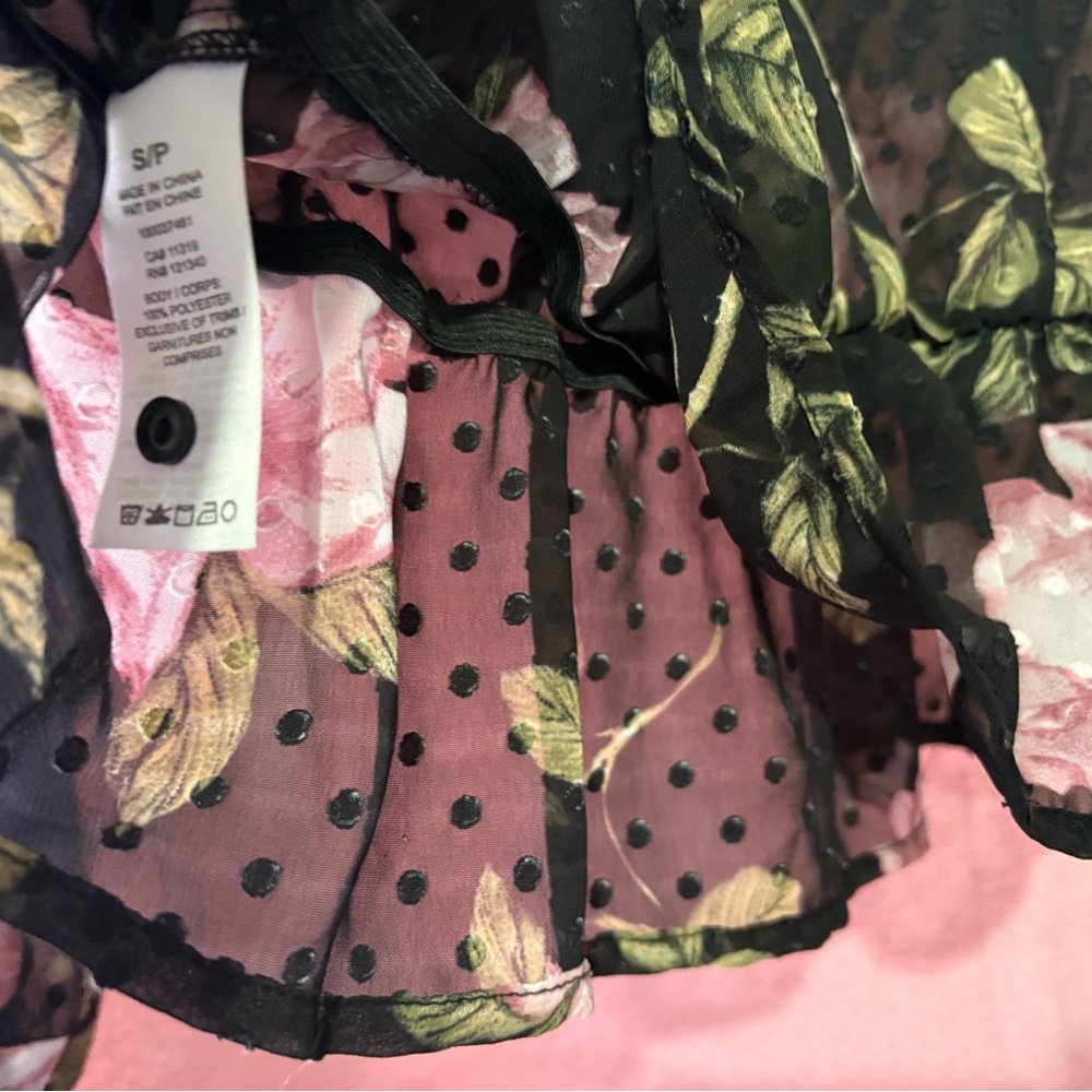 Floral Sheer Blouse - Picture 7 of 8